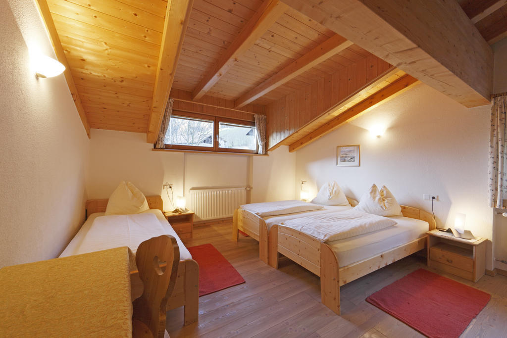 Chalet & Appartement Zingerlehof Trens Campo di Trens Quarto foto