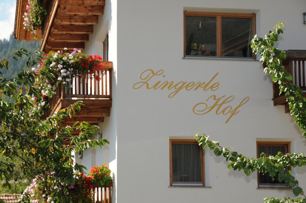 Chalet & Appartement Zingerlehof Trens Campo di Trens Exterior foto